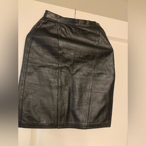 Vintage David Benjamin Collection Black Leather Skirt 🌴